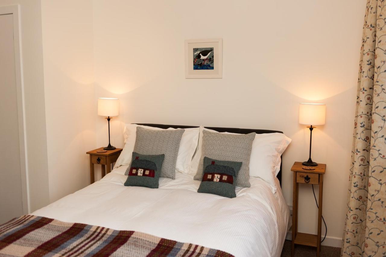 An Cala Beag Self Catering Apartment On The Waternish Peninsula Hallin Eksteriør billede