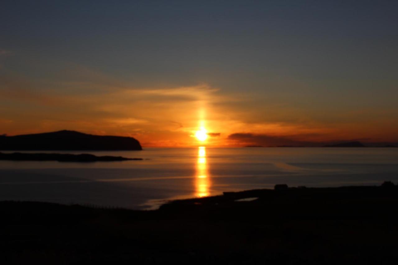 An Cala Beag Self Catering Apartment On The Waternish Peninsula Hallin Eksteriør billede